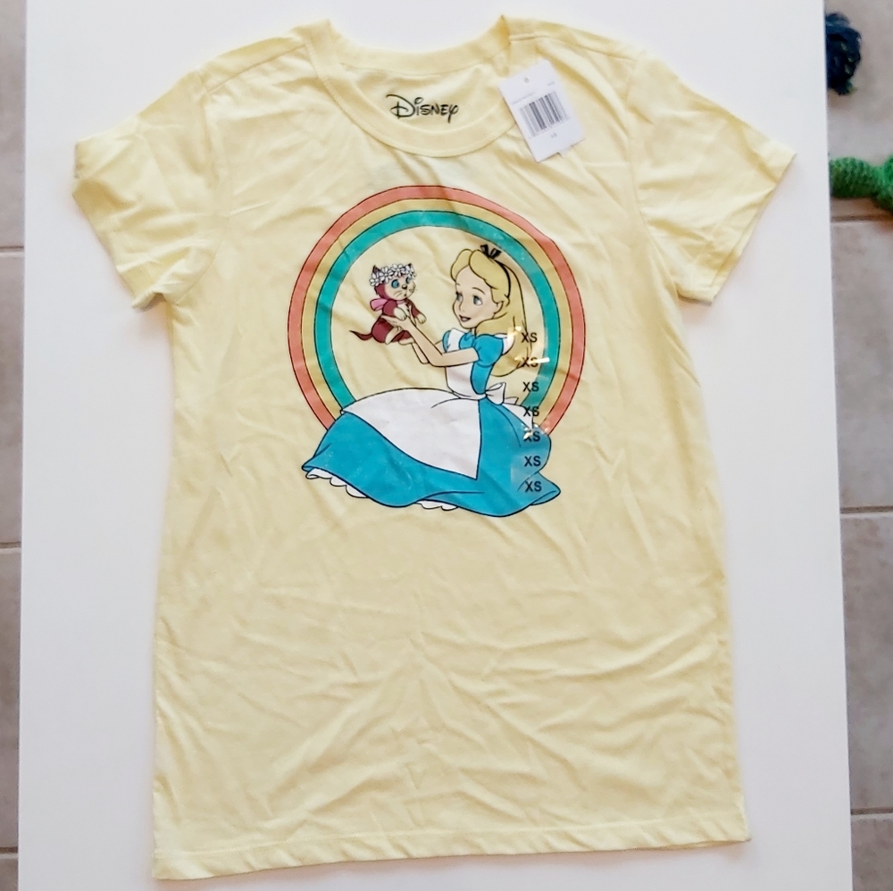 Disney Alice in Wonderland t shirt